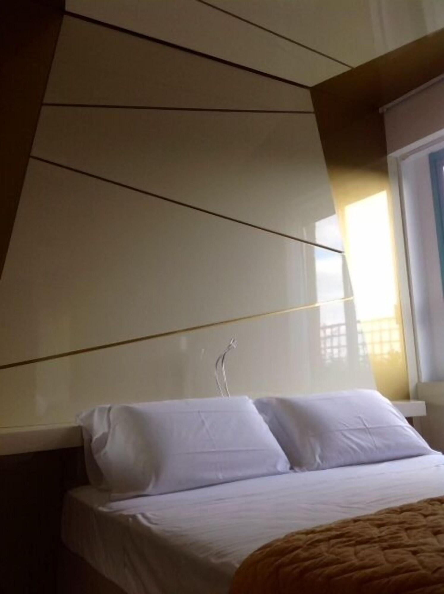 Hotel Excelsior Vasto Exterior photo
